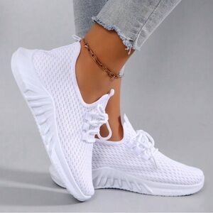 NEW Women’s White Shoes (CN38/US7)